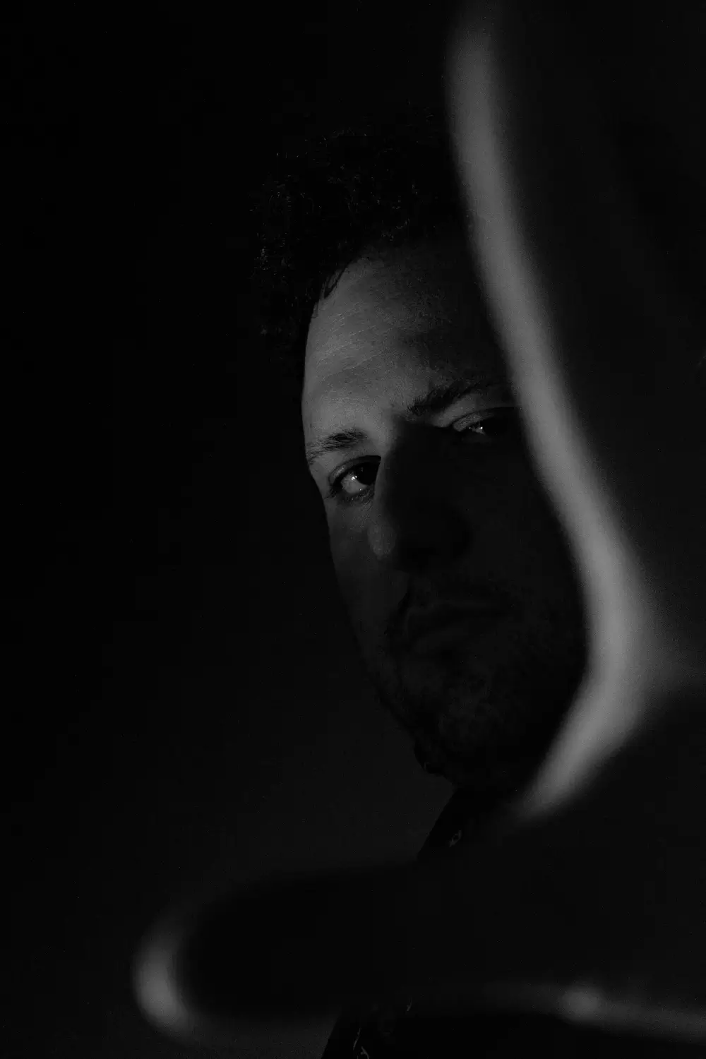 Tomas Flores - Actor